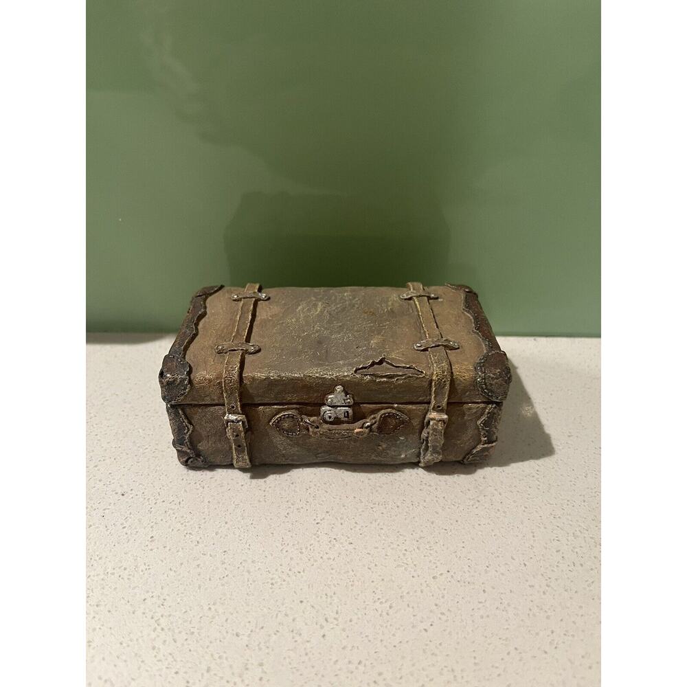 Keypoint Resin Gray/Taupe/Brown Old-looking Suitcase • Paperweight